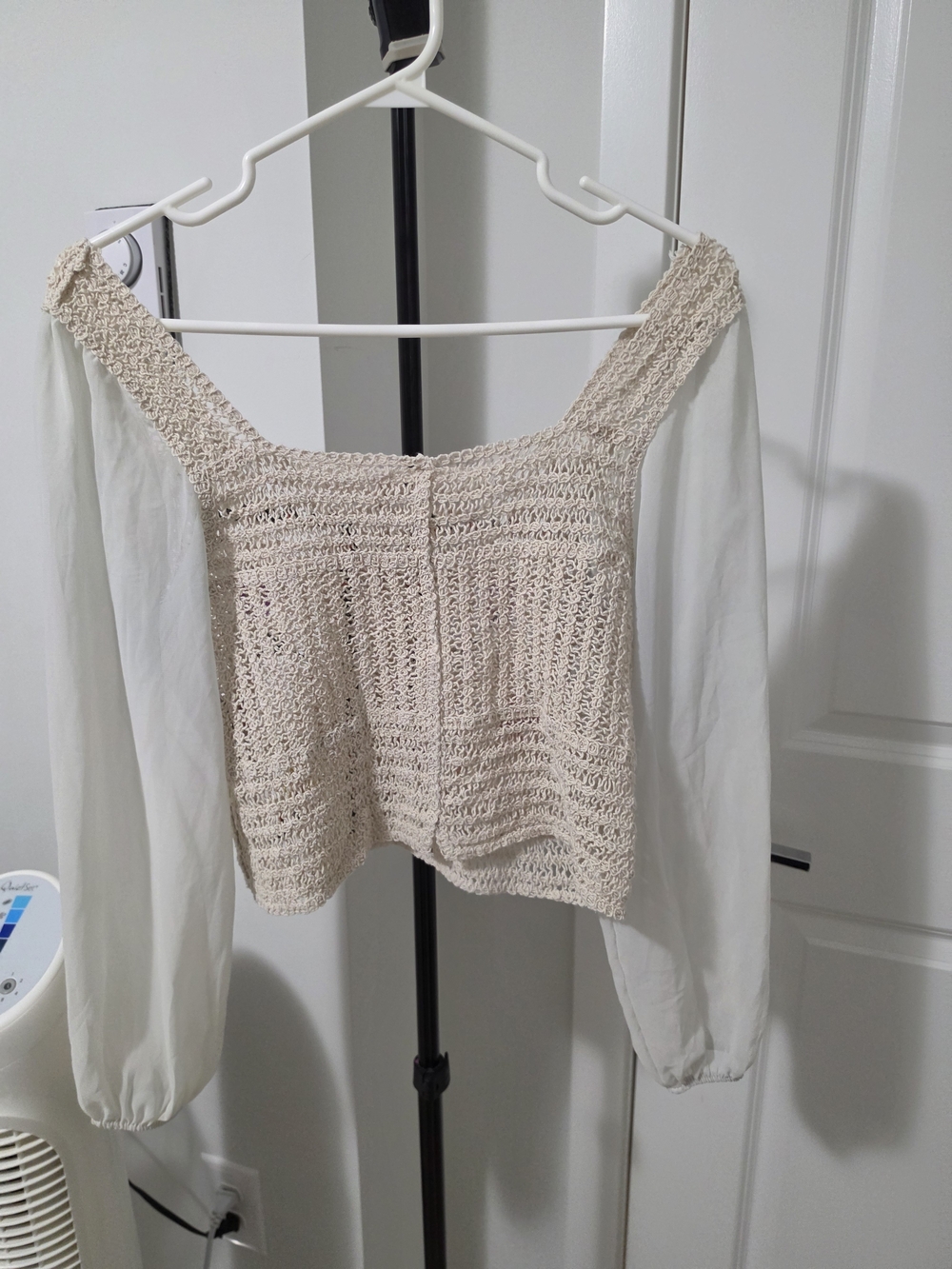 Boho Crochet Floral Square-Neck Top in Cream - Picture 5 of 6